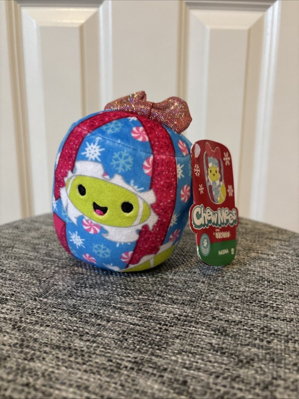 ChewMees by Original Squishmallows Hasina the Present 4" Plush Dog Toy w/ Tag